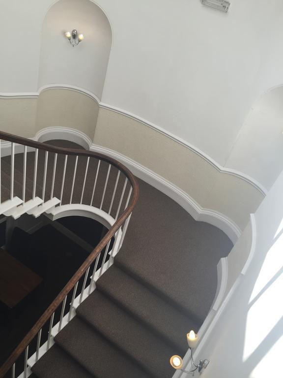 Mansfield Manor Hotel Екстер'єр фото